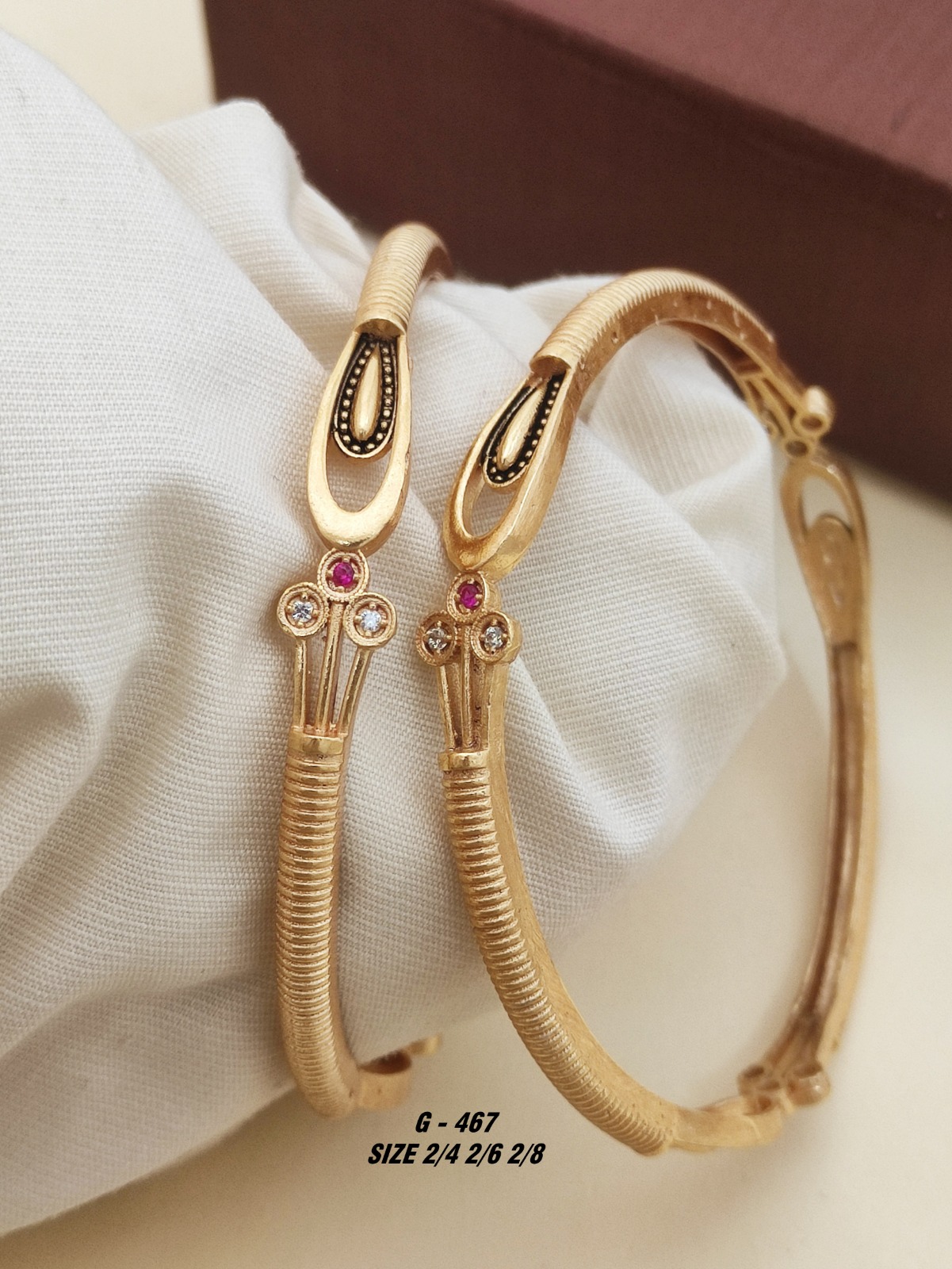 Classic Bangle - 3820